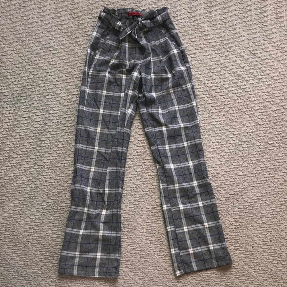 Plaid pants with tie belt